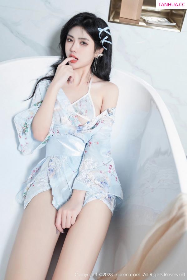 李浅浅  [XiuRen]高清写真图 2023.06.15 No.6924 浅浅Danny 丝袜美腿第35张图片